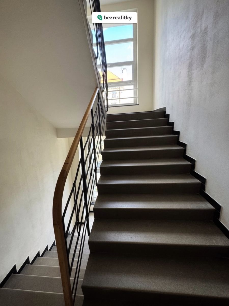 1762774378-hozwyekjrd-2df561f1-815f-4a5b-99e1-7c898c11b010