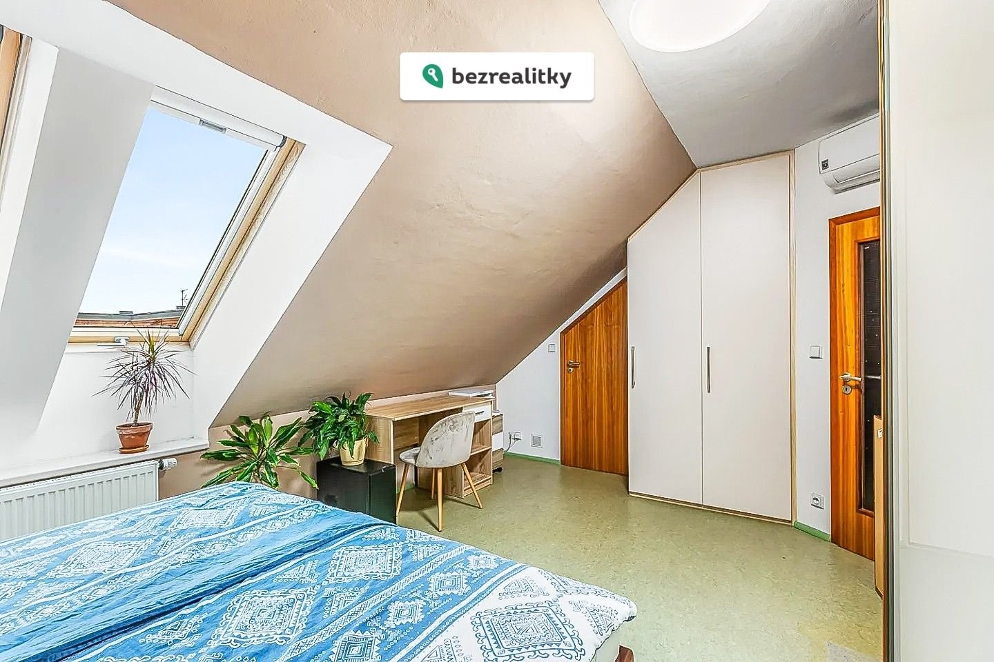 1775034688-vshheylron-ae1c