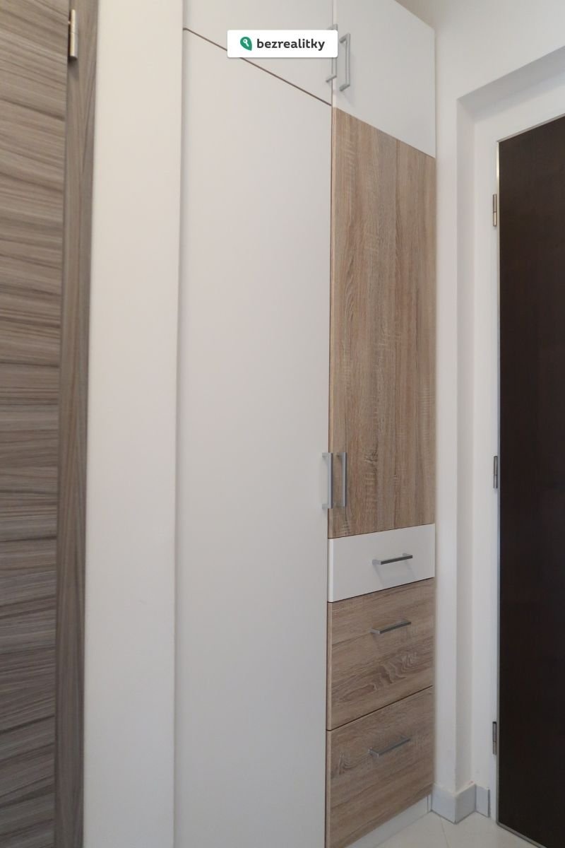 1763115959-fgucxdxqla-img-5344