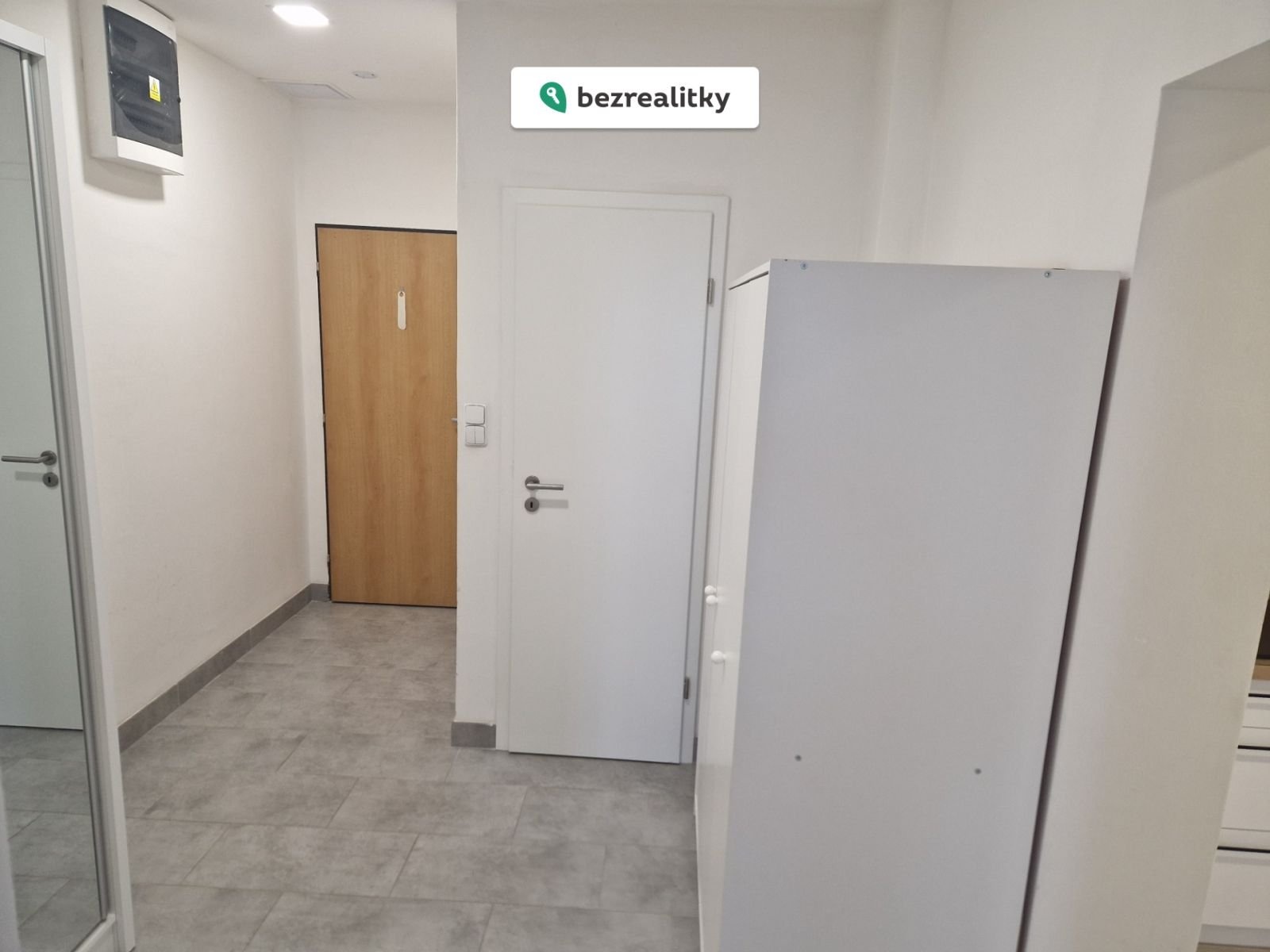 1770715748-ghvjlznadv-20260201-111212