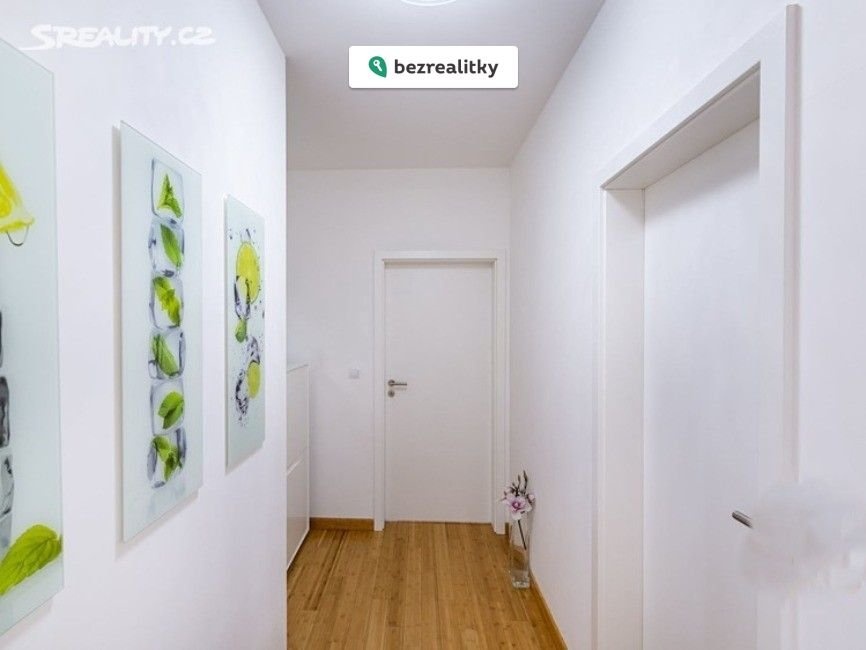 1762363467-hvxwdqdlql-fotovii-inzer-c3-a1t-zm-c4-9