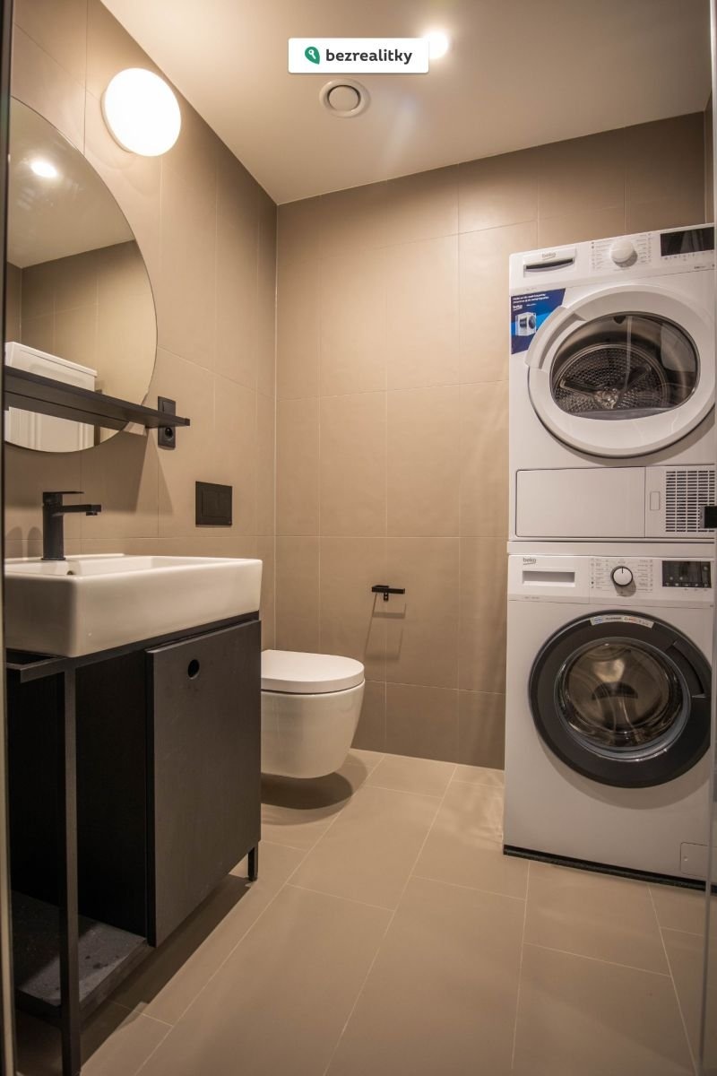 1772271838-liroyshmqv-img-9594-hdr