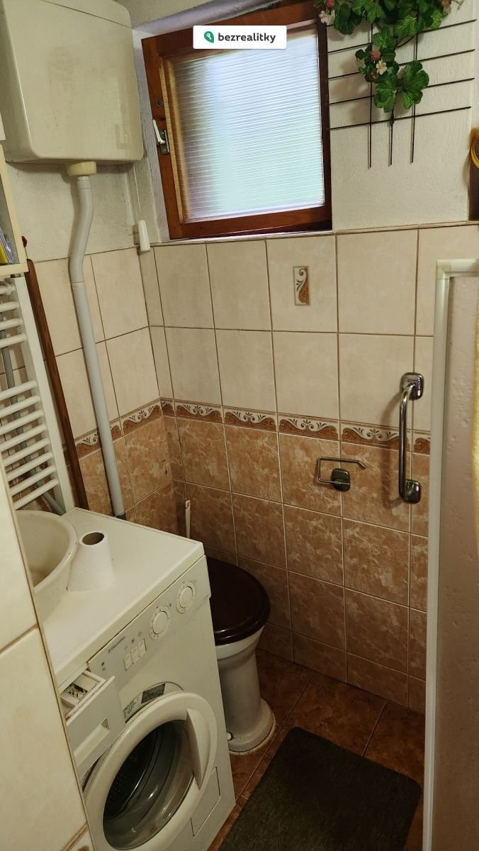 1755006576-xeatwtagng-koupelna-2c-wc