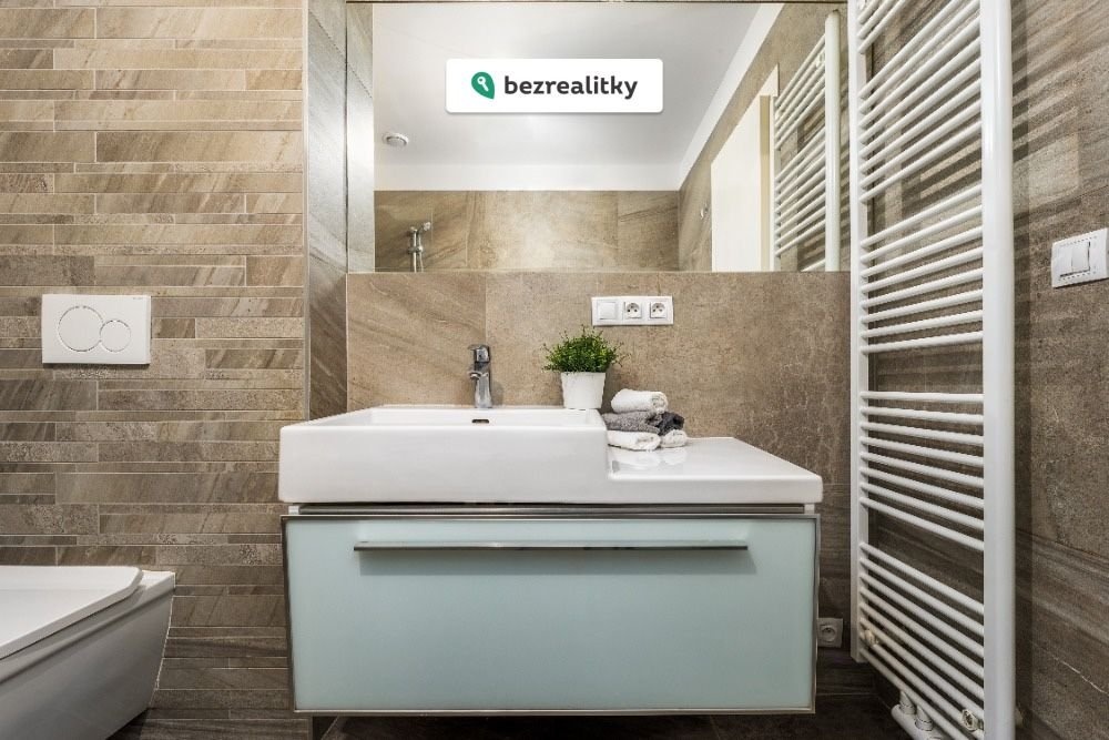 1767628133-yfdxhahgsk-nikoly-tesly-282-29