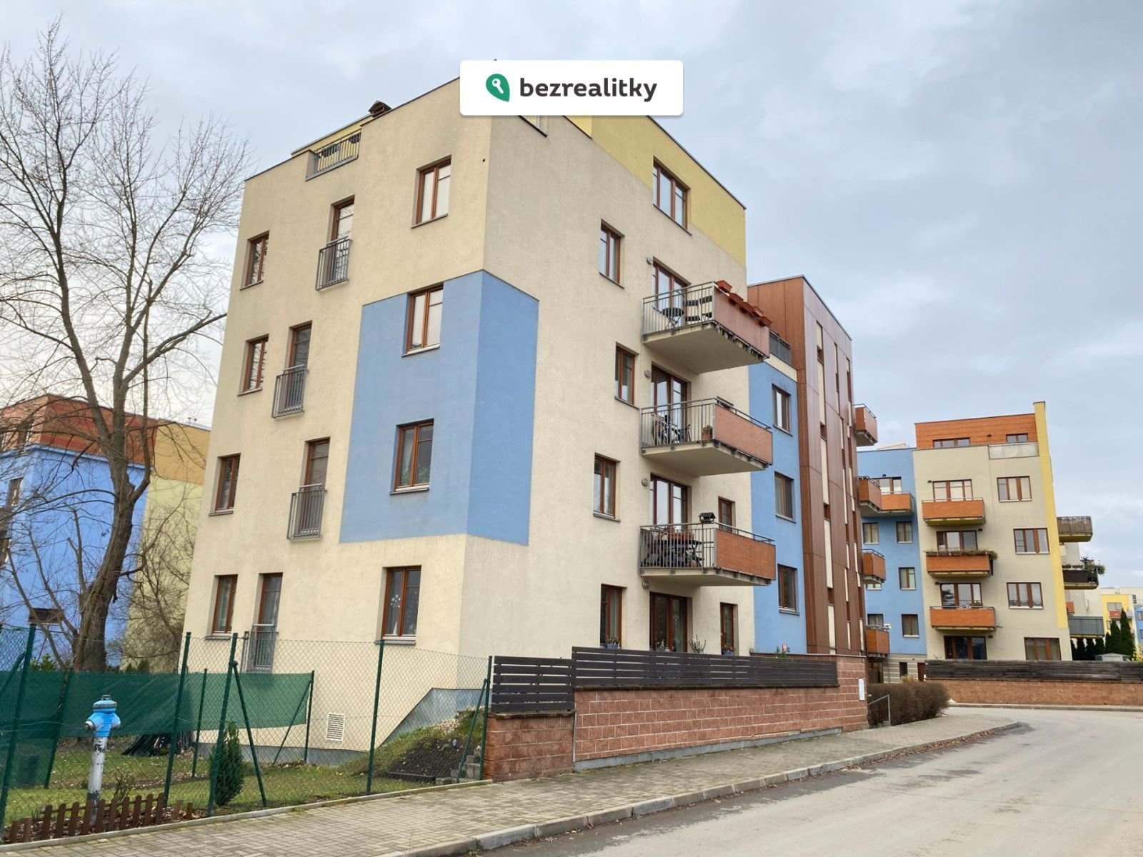 Prodej bytu 3+kk Praha 8 200 000 Kč, foto 1