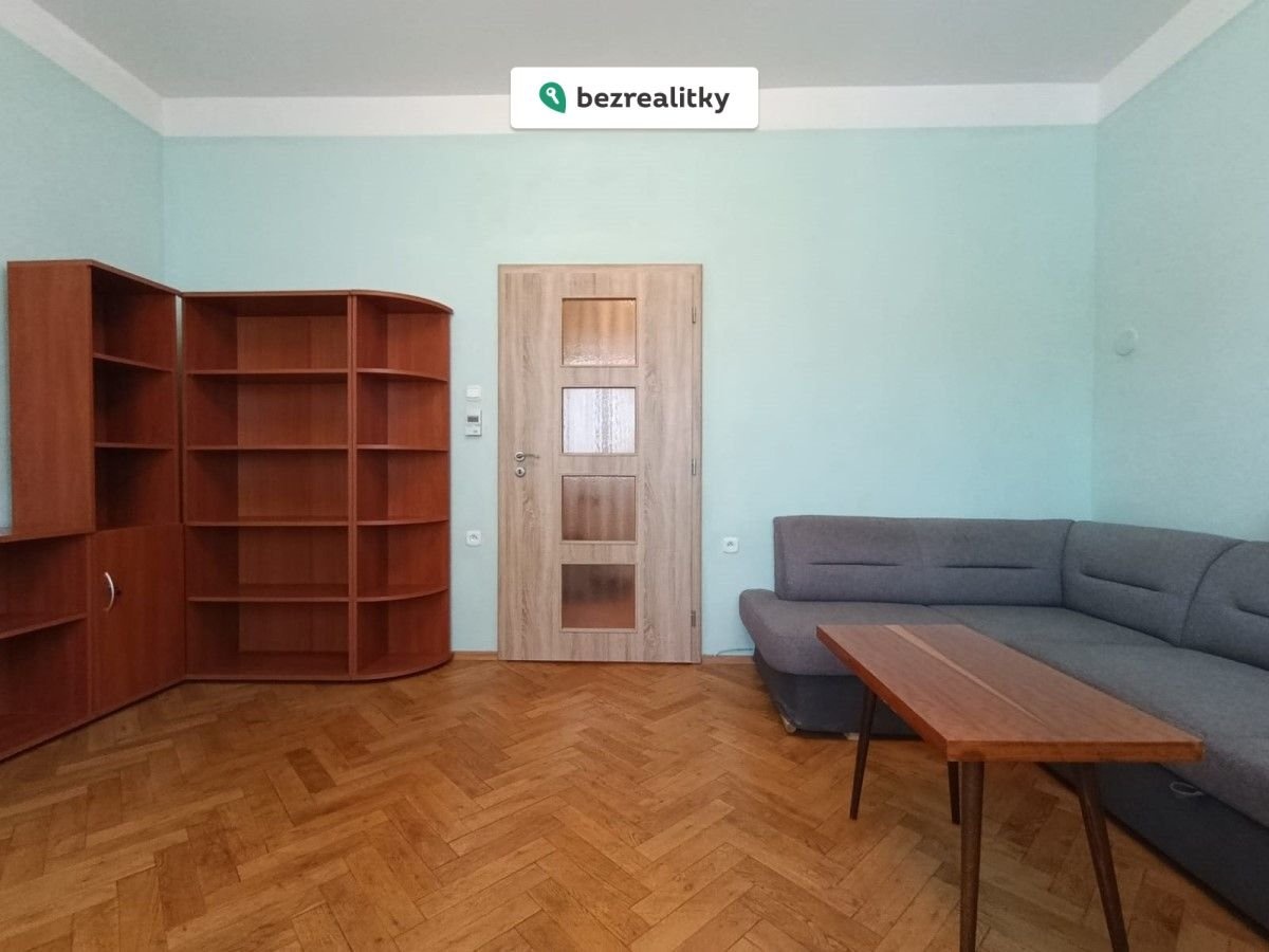 1787464358-sgsbwqrppv-a-00