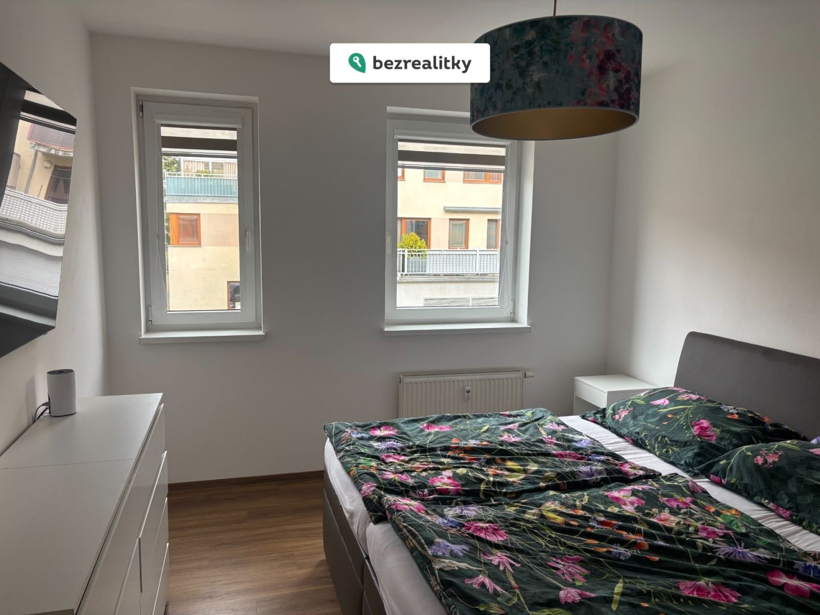 1776180409-szlqtdscjn-img-4654