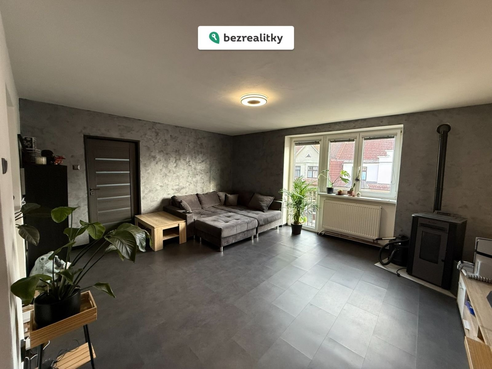 1762183440-ahltkmjibg-img-3080