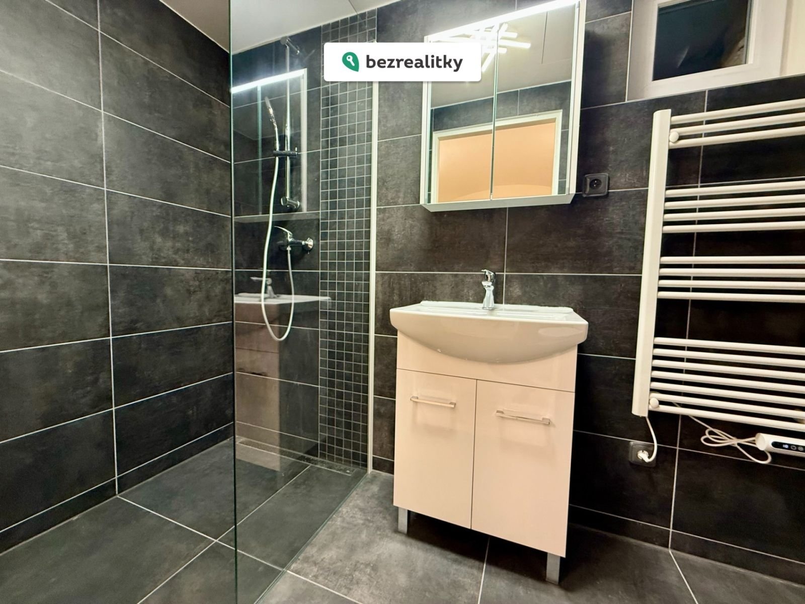 1763049193-tomtwamshe-img-0272