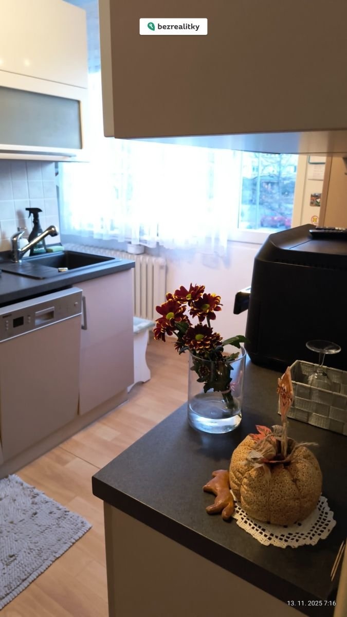 1763712190-cszlwakutt-img-20251113-071643558