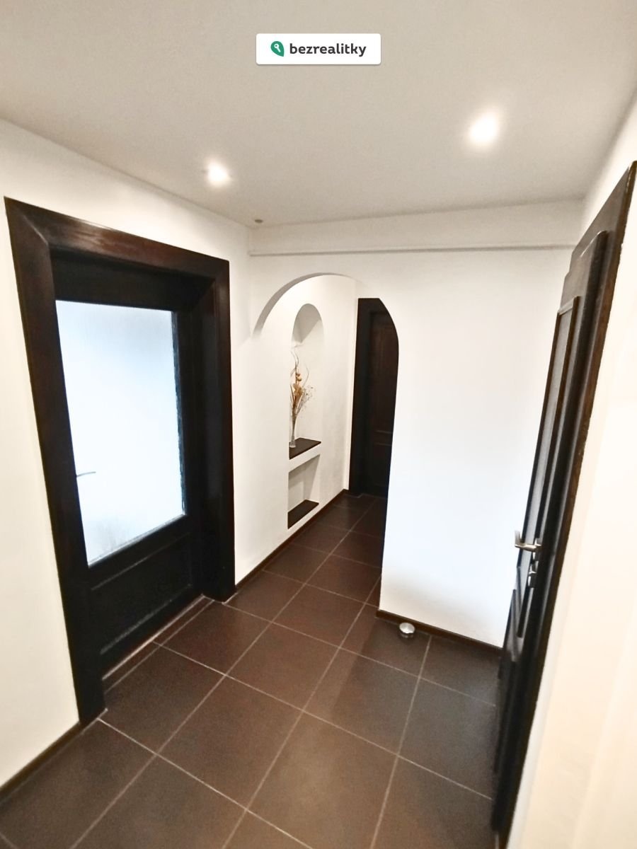 1762514008-vwgwvaeace-chodba-3-2-1