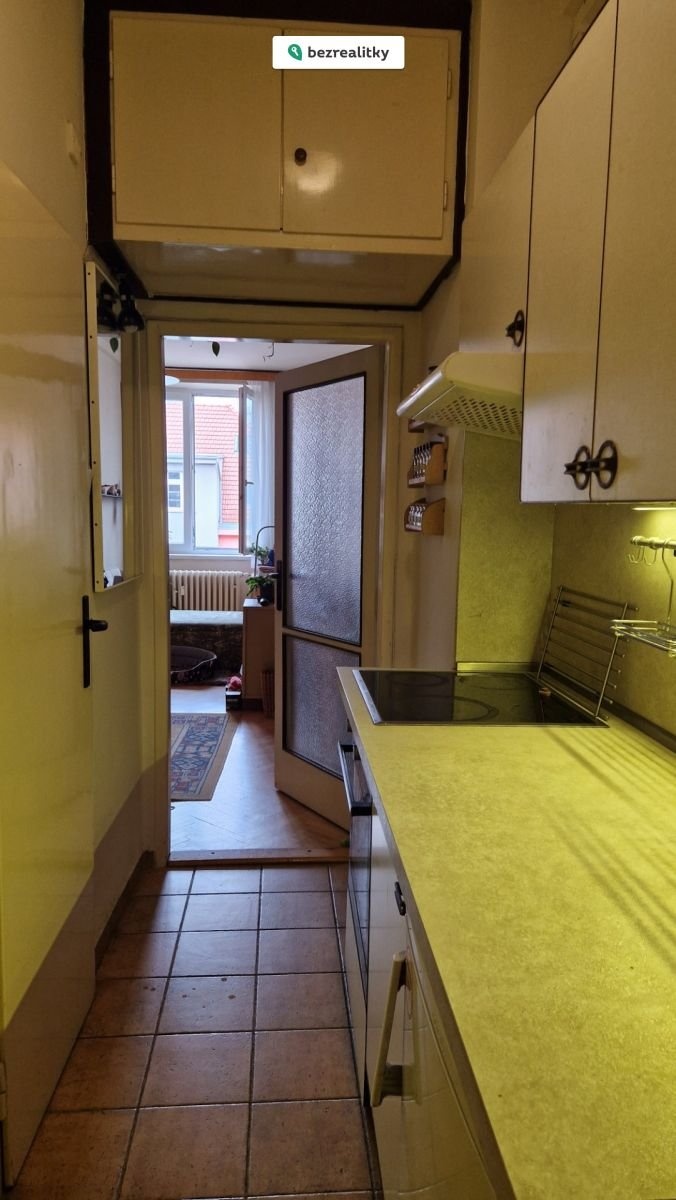 1761937753-toxlqlvieu-1000034596