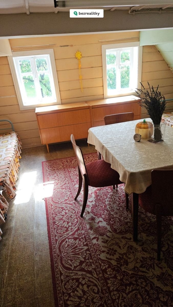 1756829119-epupuypamd-podkrovi-pokoj-1