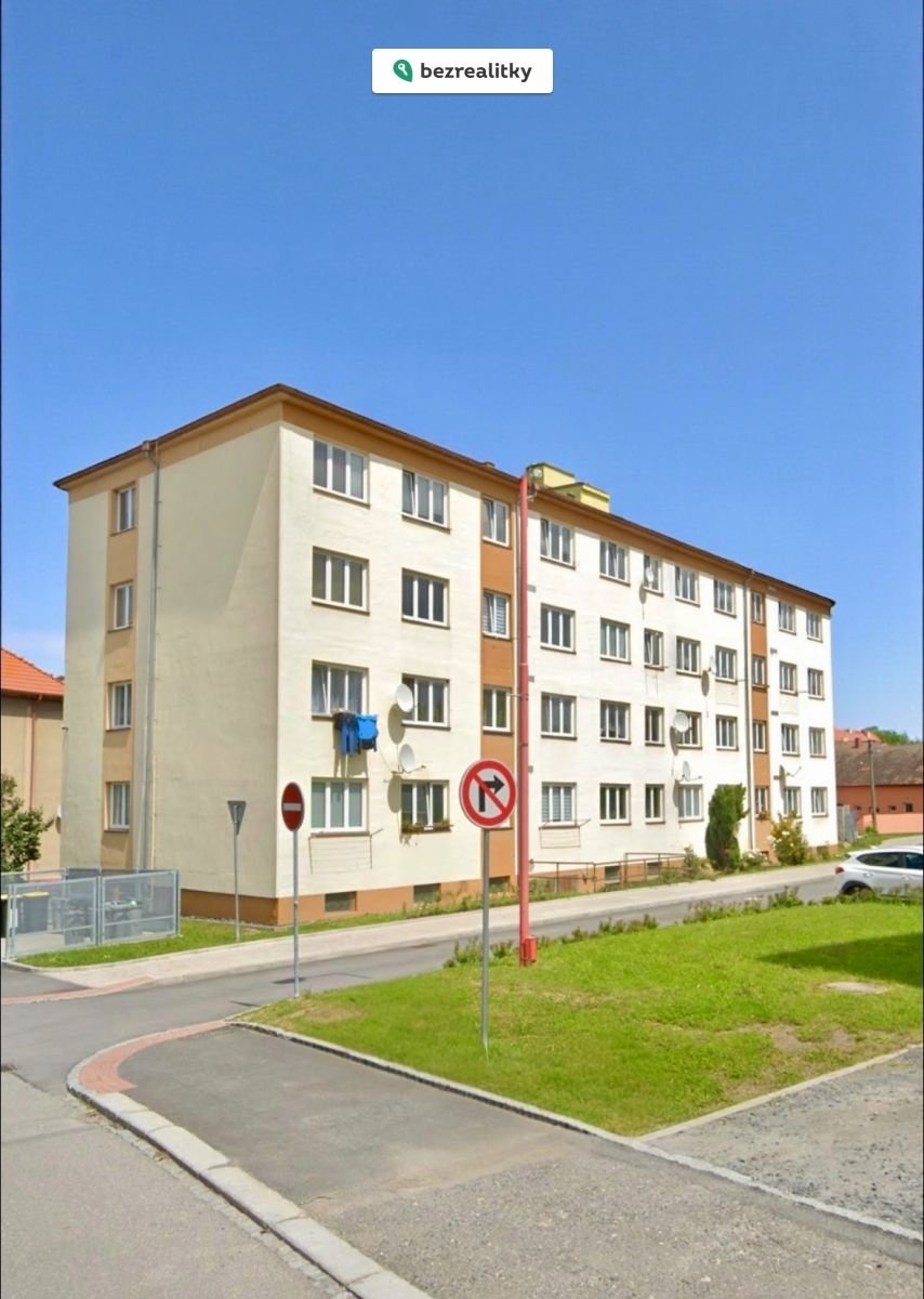 1763289766-hgjrpivopm-photoroom-20251028-200245