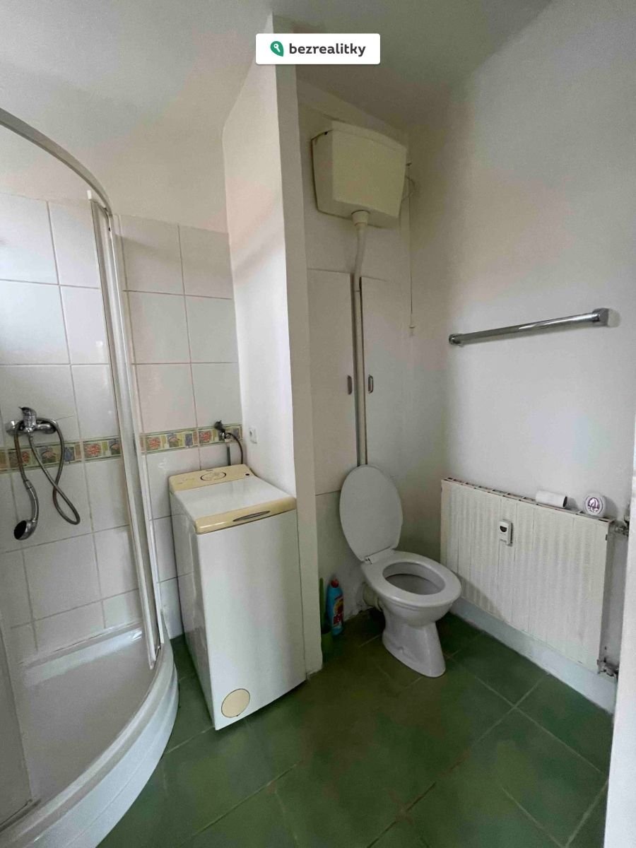 1772118365-unbsrfulsl-img-5068