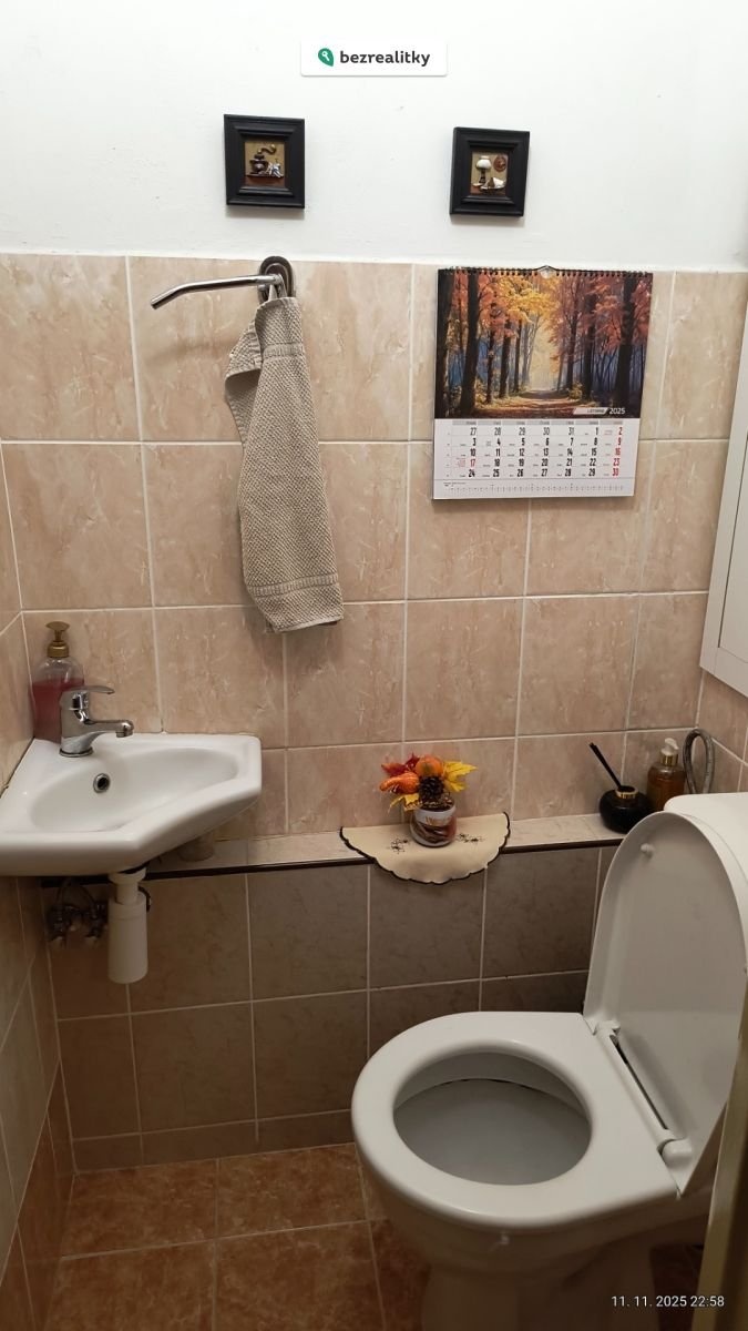 1763712191-ocjuhkwxvn-img-20251111-225838478