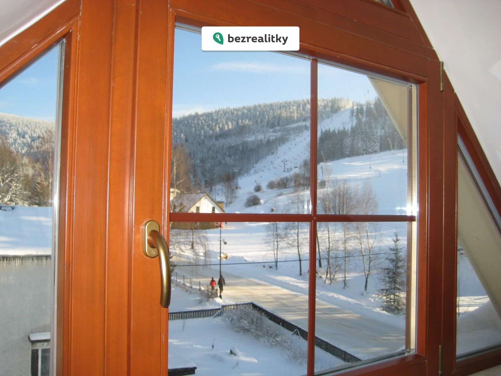 1762863384-lalffbjjzn-aptm-vyhled