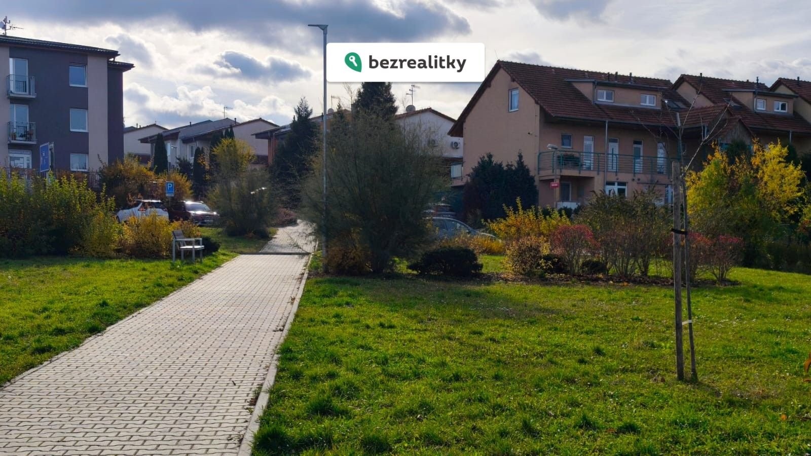 1762349757-zhxhdqtmzk-obr-c3-a1zek-whatsapp-2c-202