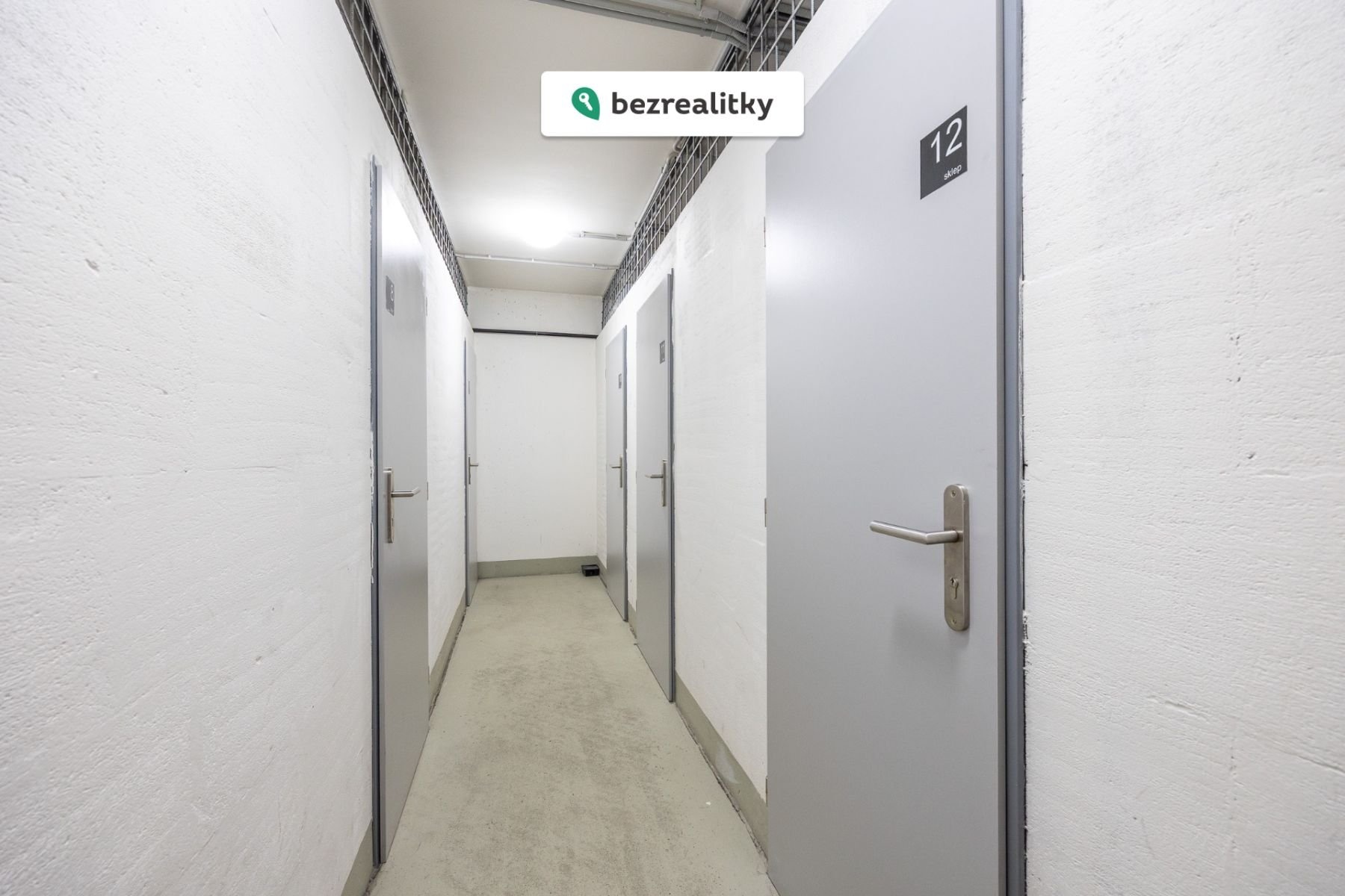 1775114691-yqmoolzqay-8y7a8265