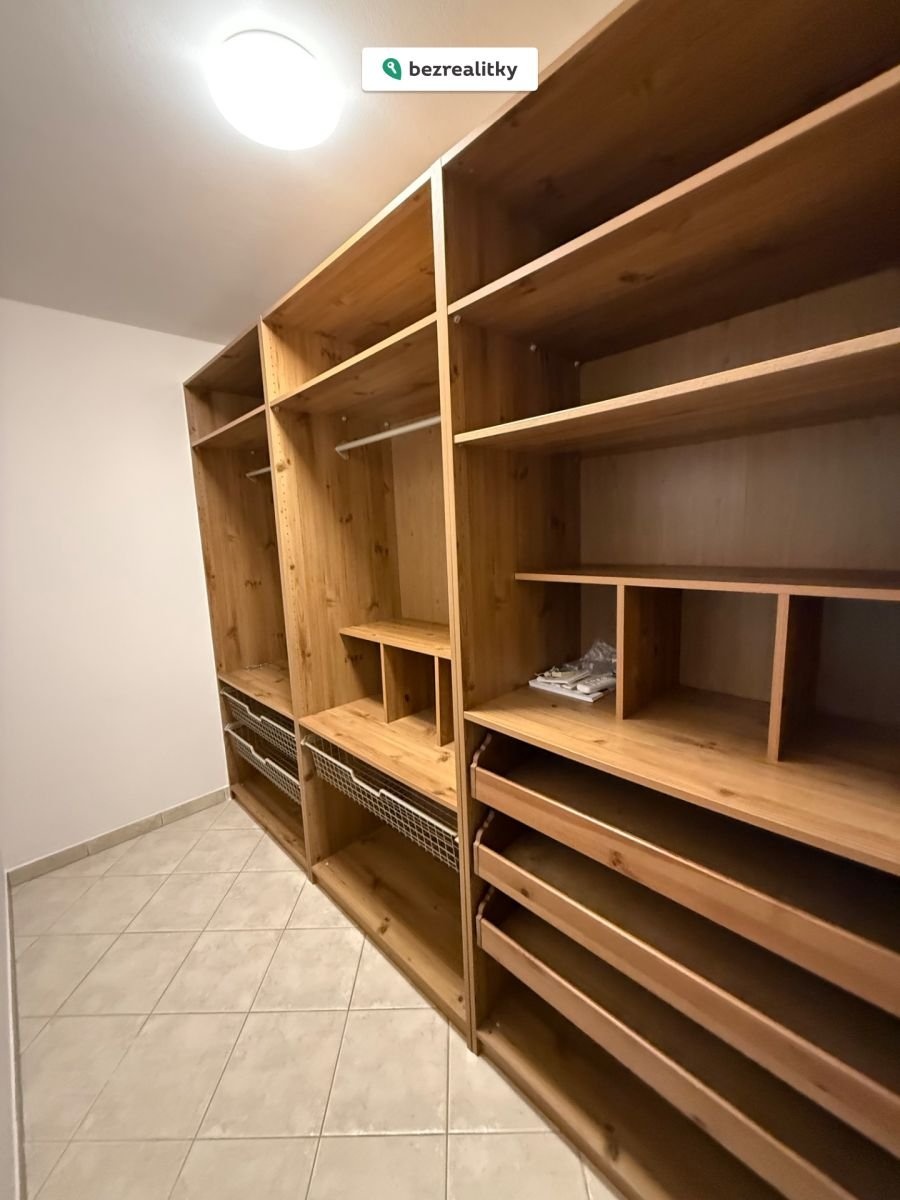 1775074996-kfzpacemzq-img-5894