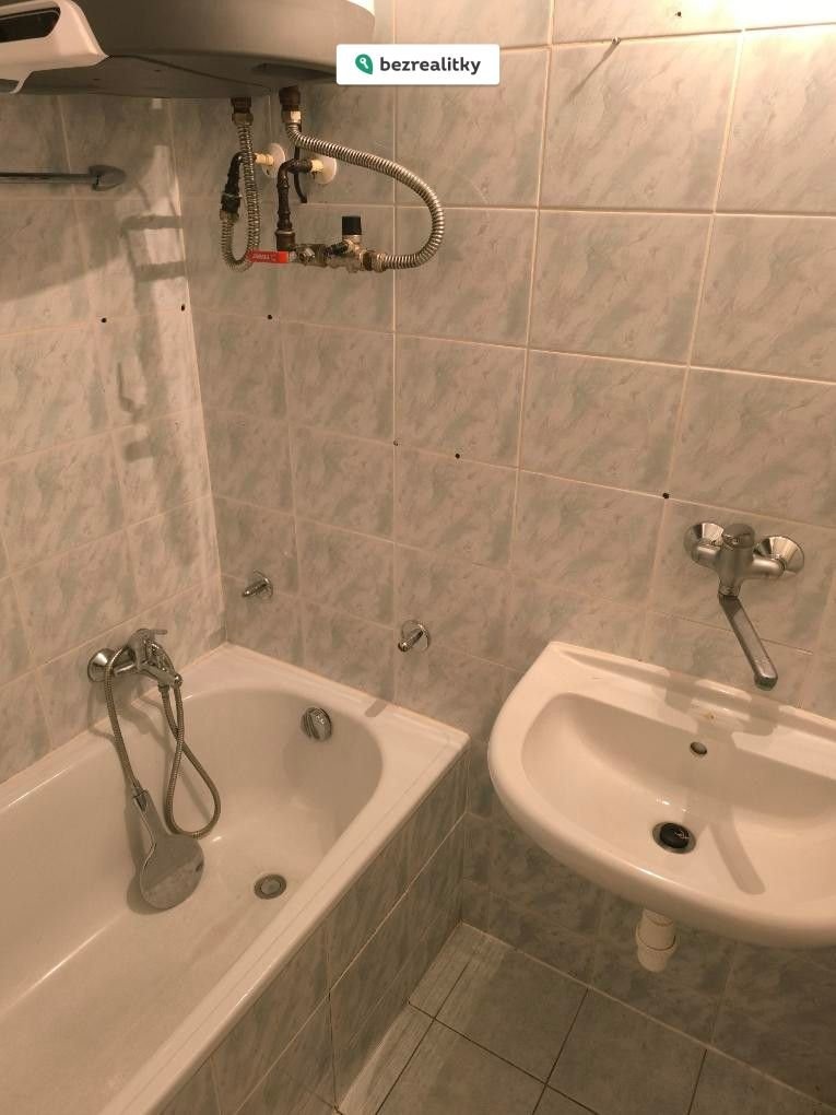 1771406158-akwrhqdbbd-img-20260217-151216-281-29