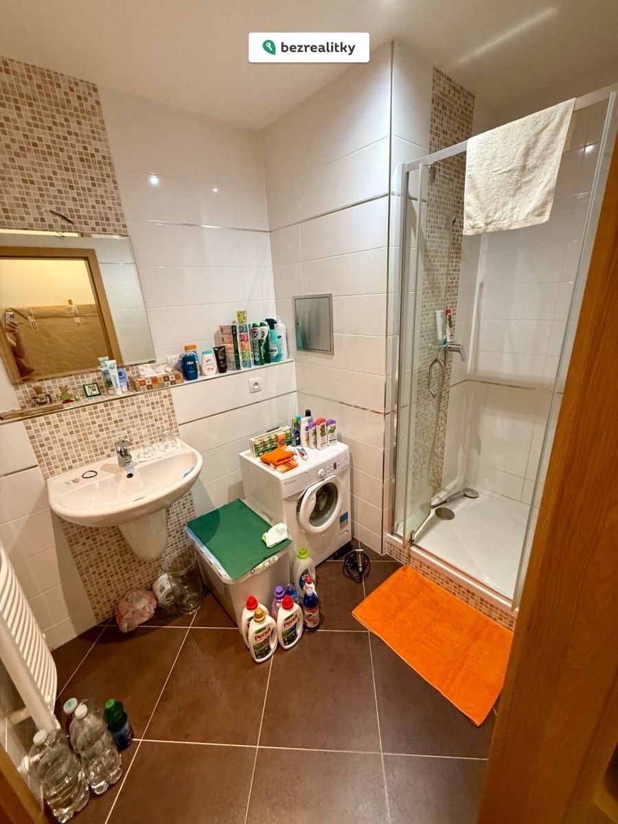 1770587848-hjdhbwljpq-img-8417