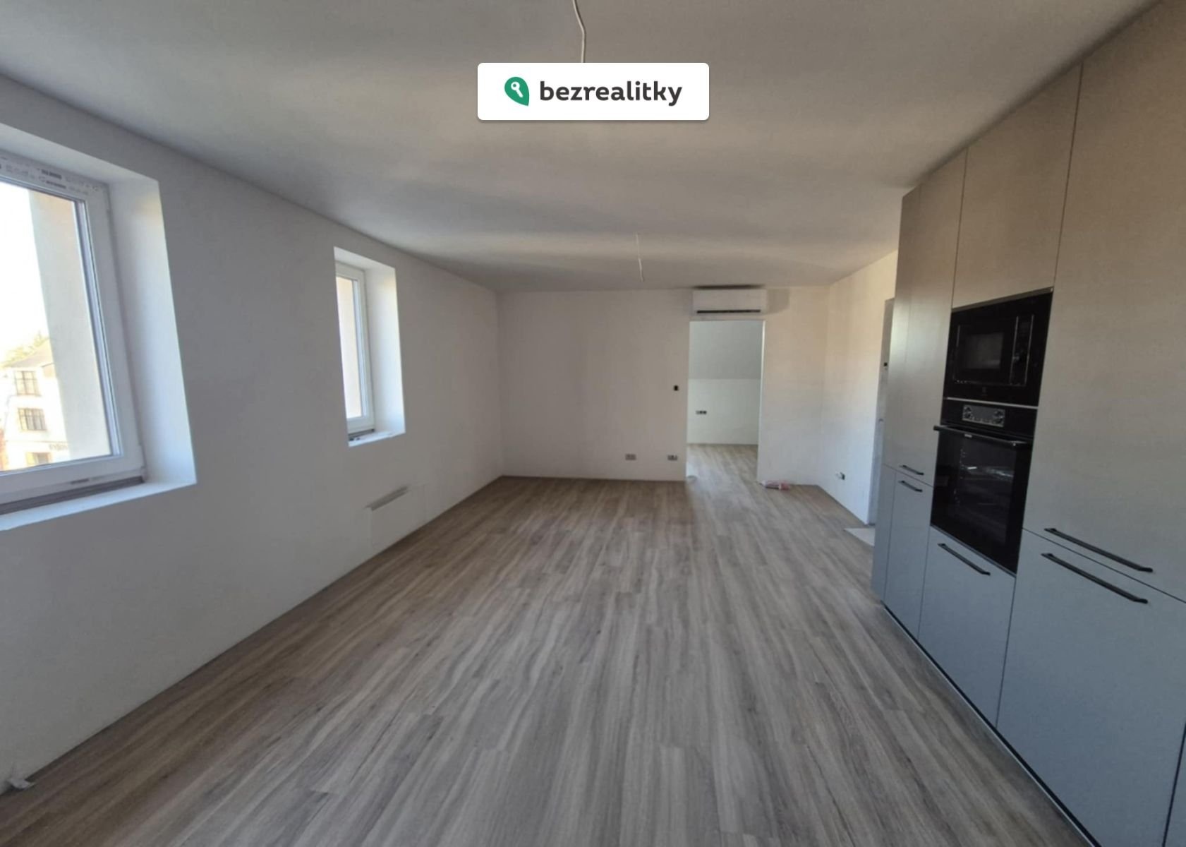 1773340750-zxxtzckfzk-messenger-creation-6e5c3b50-1d21-4e27-b623-0e087b0596ff