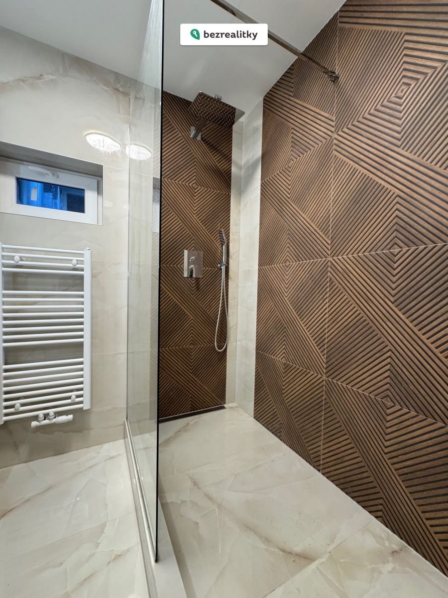 1776176159-llcelokkrv-byt-3kk-hartigova-koupelna-1