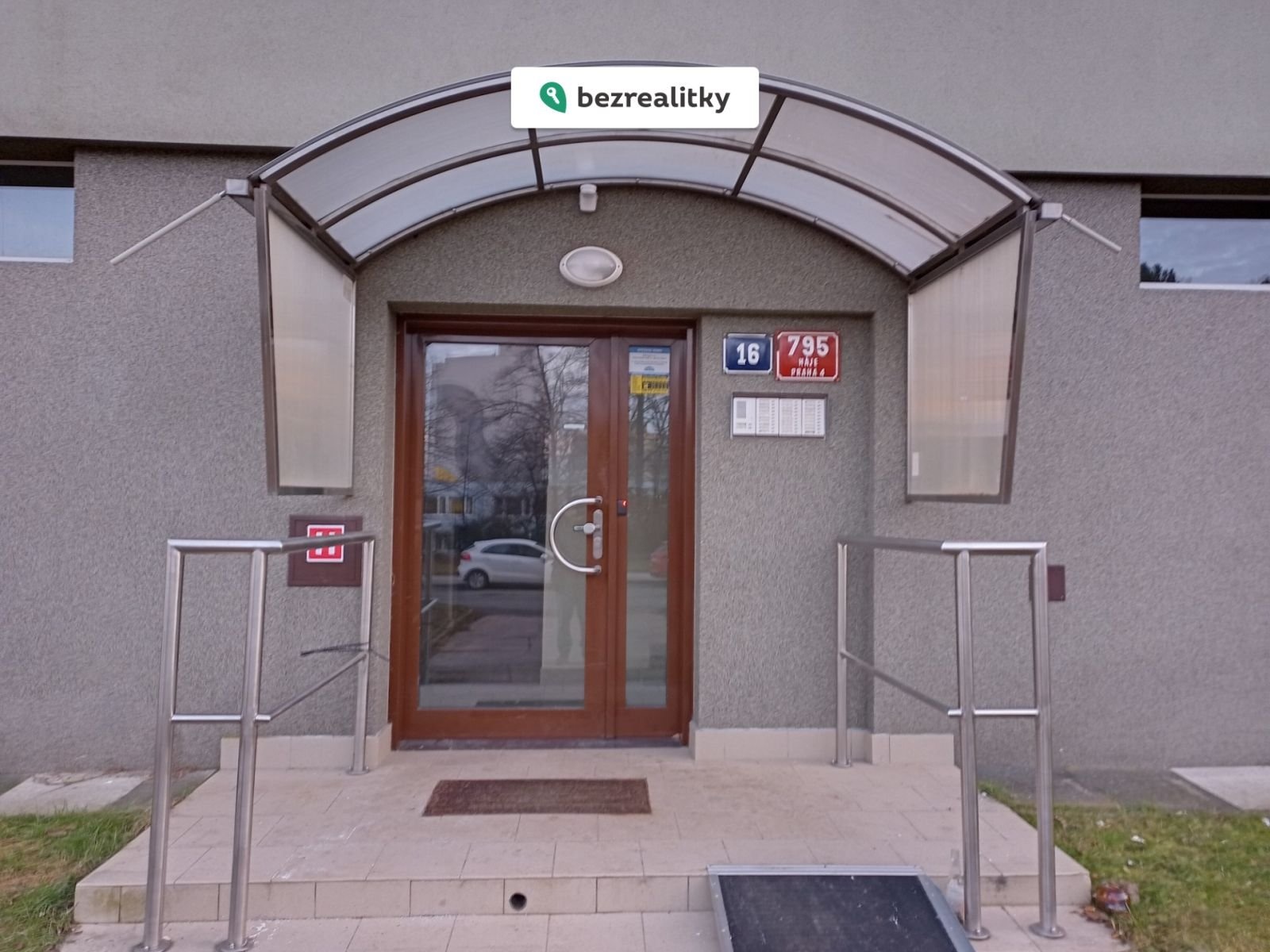 1770823806-jnuiclyotp-img-20260210-170347