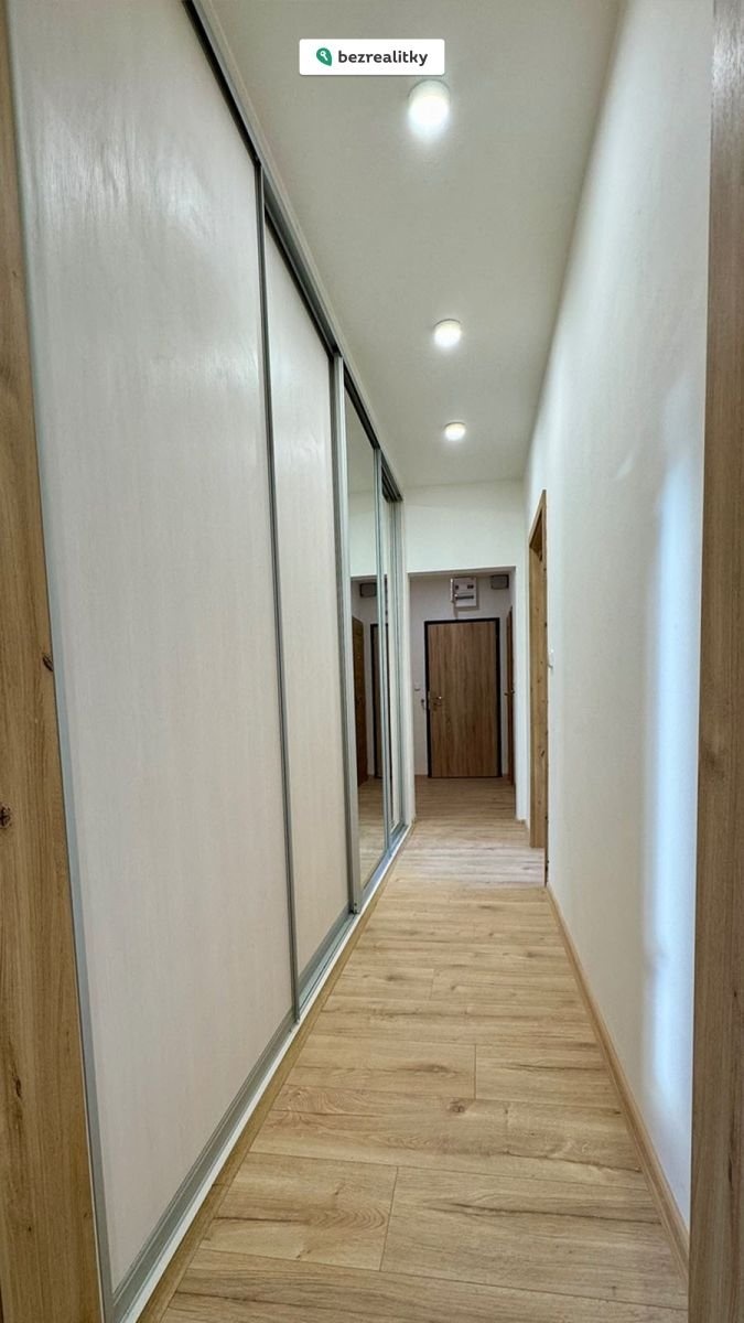 1774087273-yzaunqabsq-img-9845