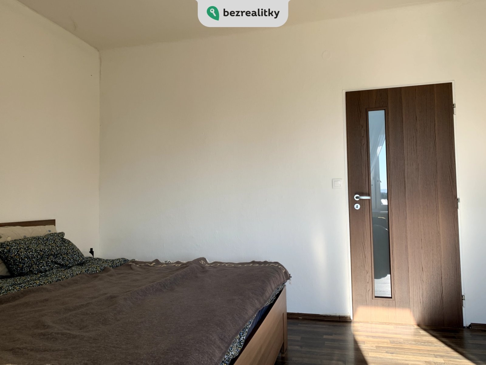 1748968421-zlreezibpc-7-may2025-room