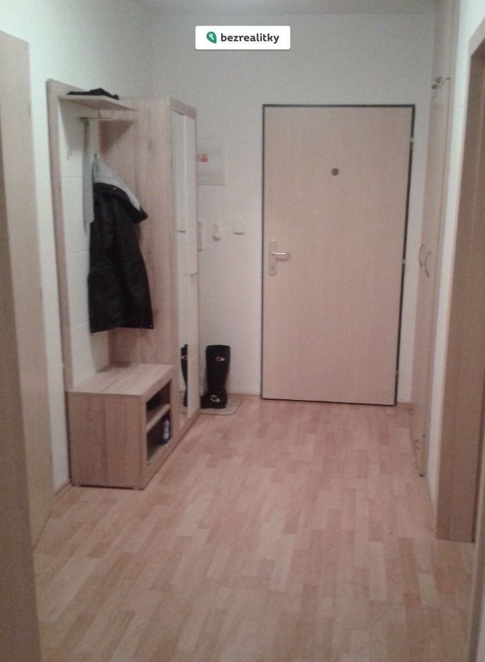 1775632781-irfoynbccn-20160215-173005