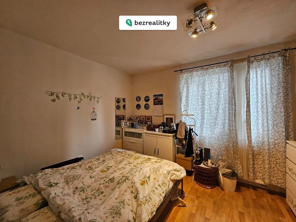 1773498614-xzazxstrfz-1000038596