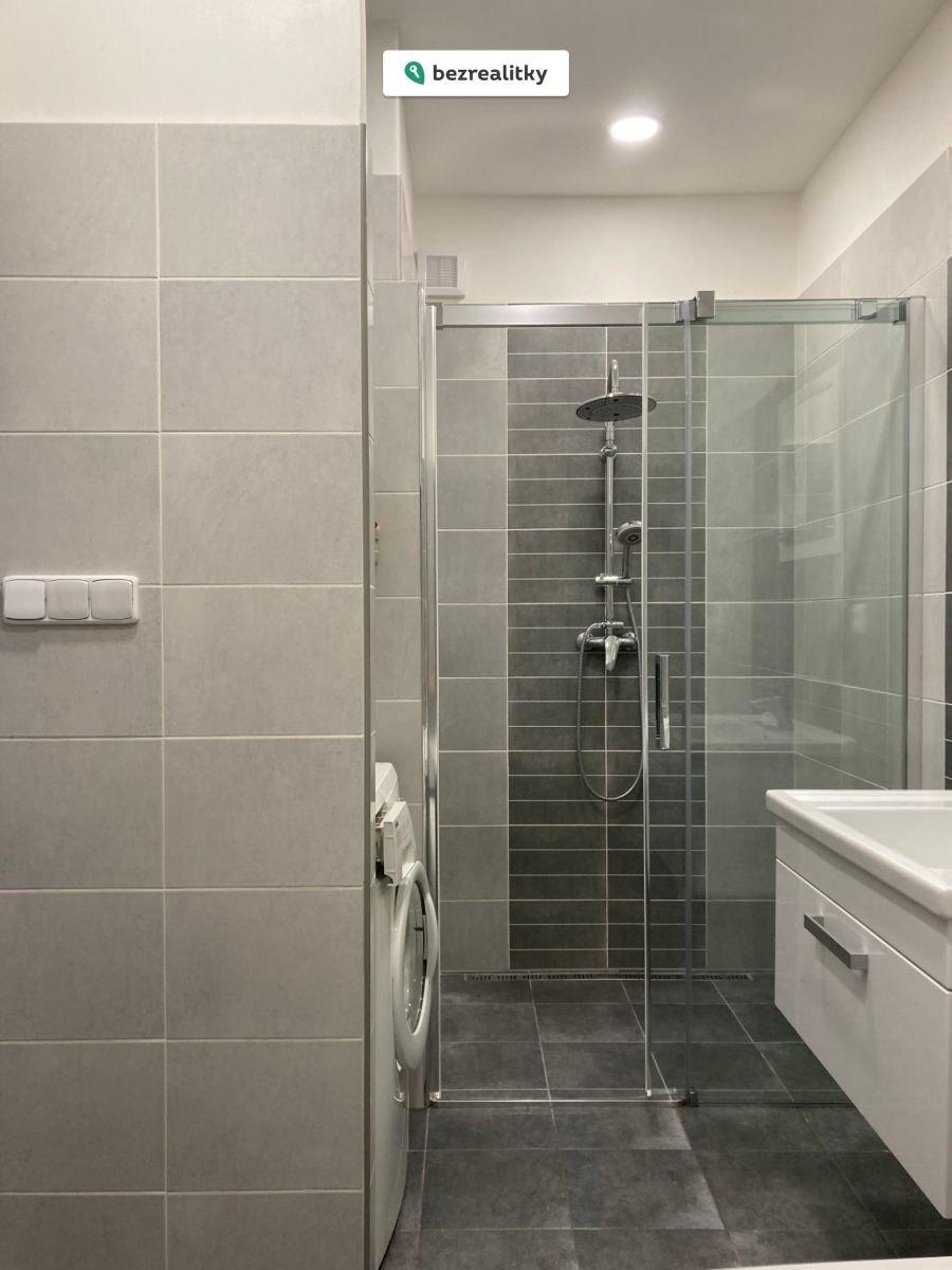 1763709106-uuzycutjjr-img-3229