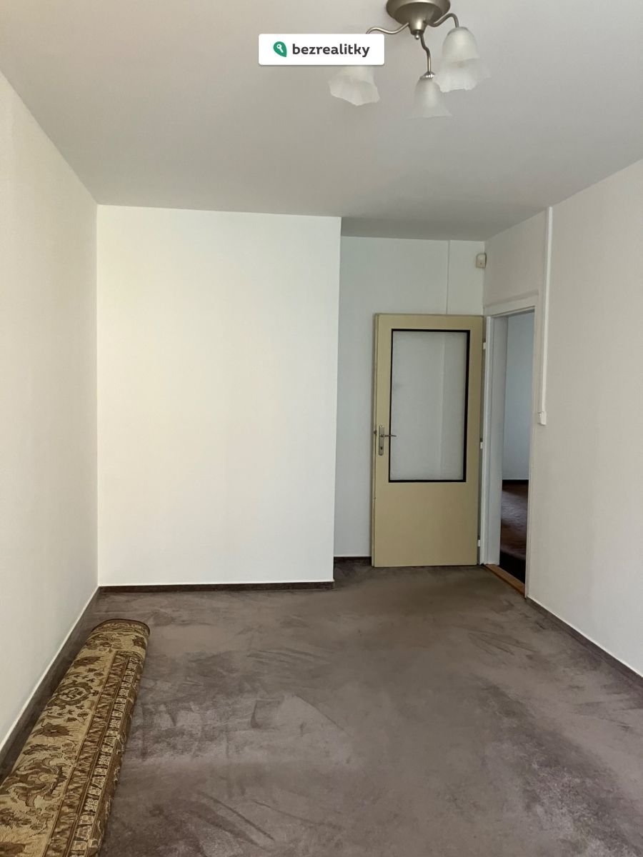 1775404077-qmbtrplefm-img-2461