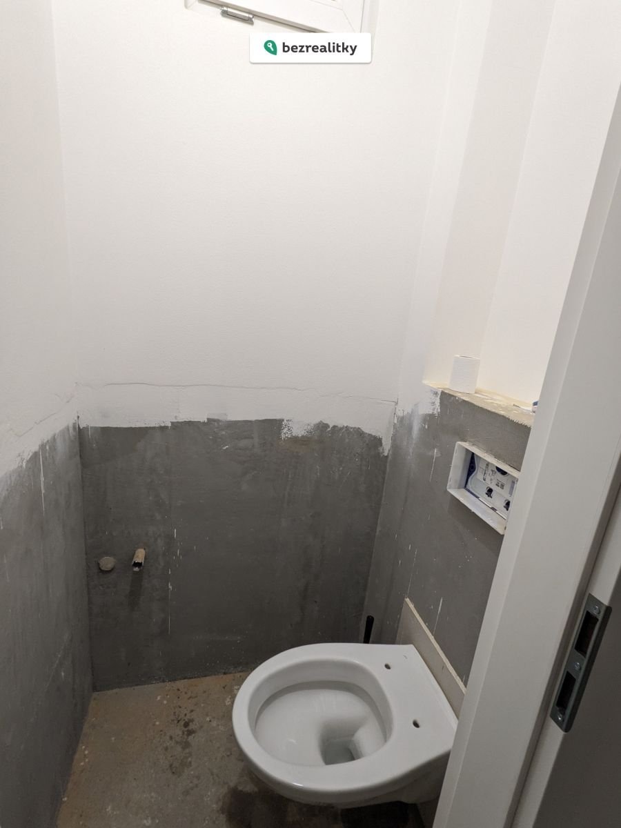 1757960050-jgsqeqhdtr-pxl-20250911-164659555