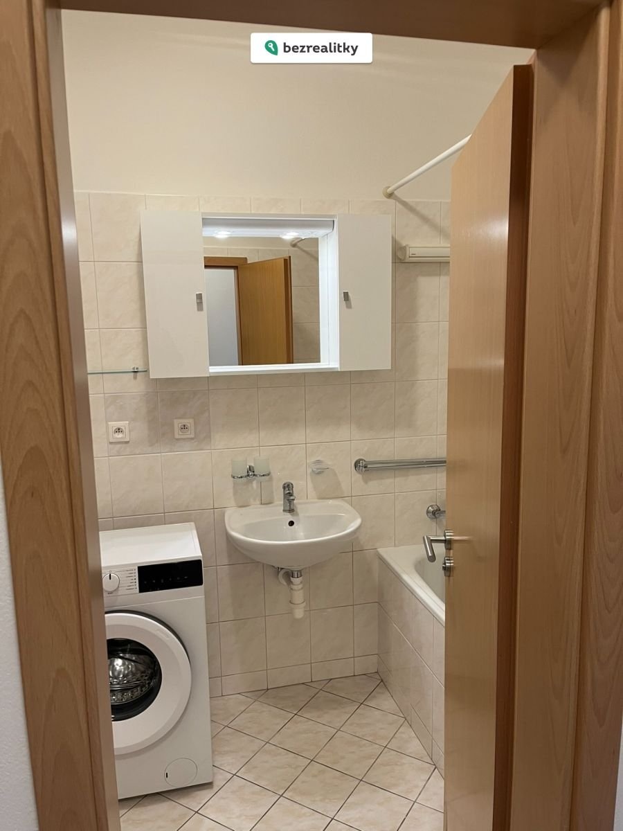 1772026097-akrocslouo-9-koupelna