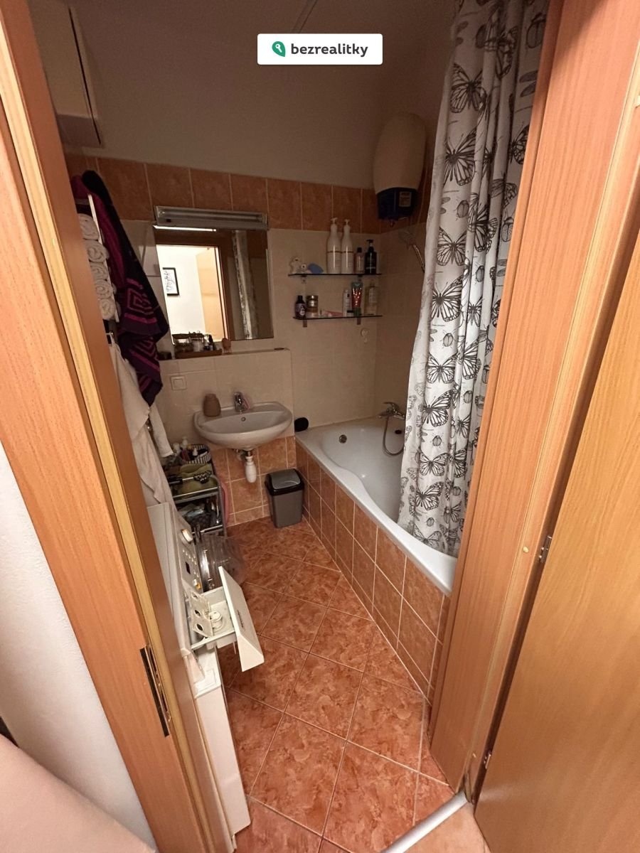 1774285844-xqypgiqsxg-whatsapp-image-2026-03-23-at