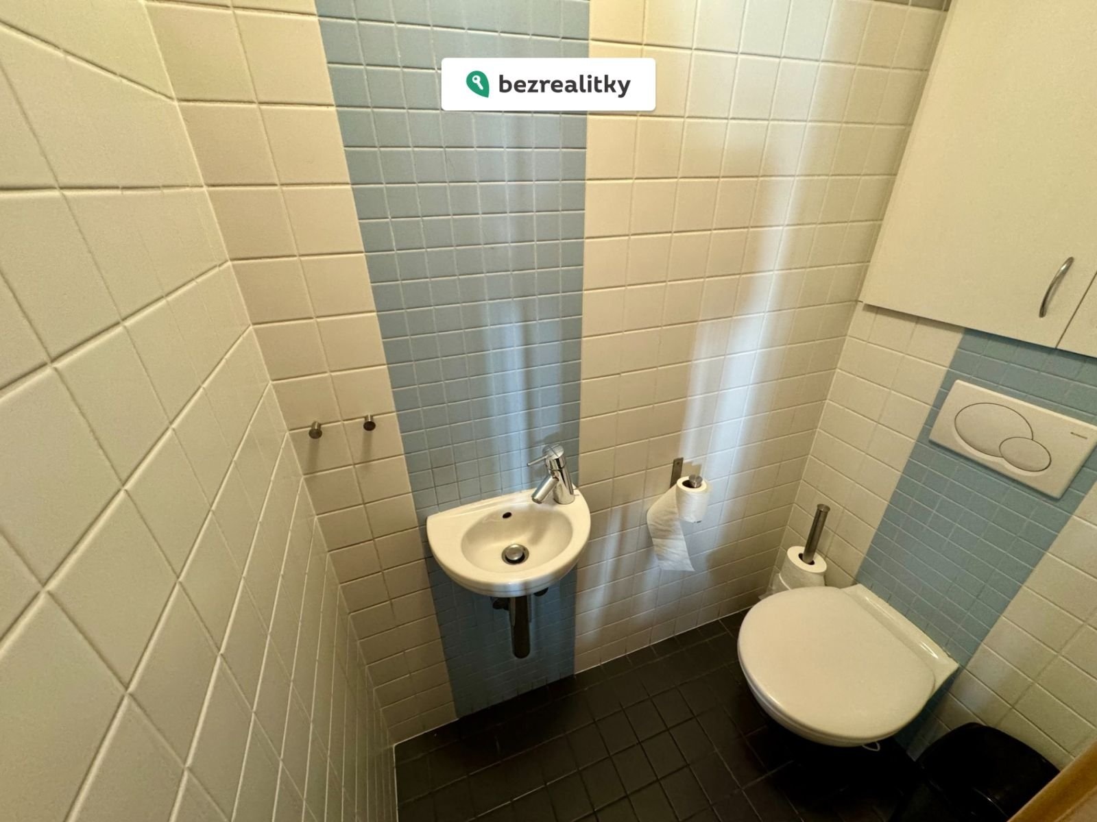 1775550748-pzlhoqrdat-img-6642