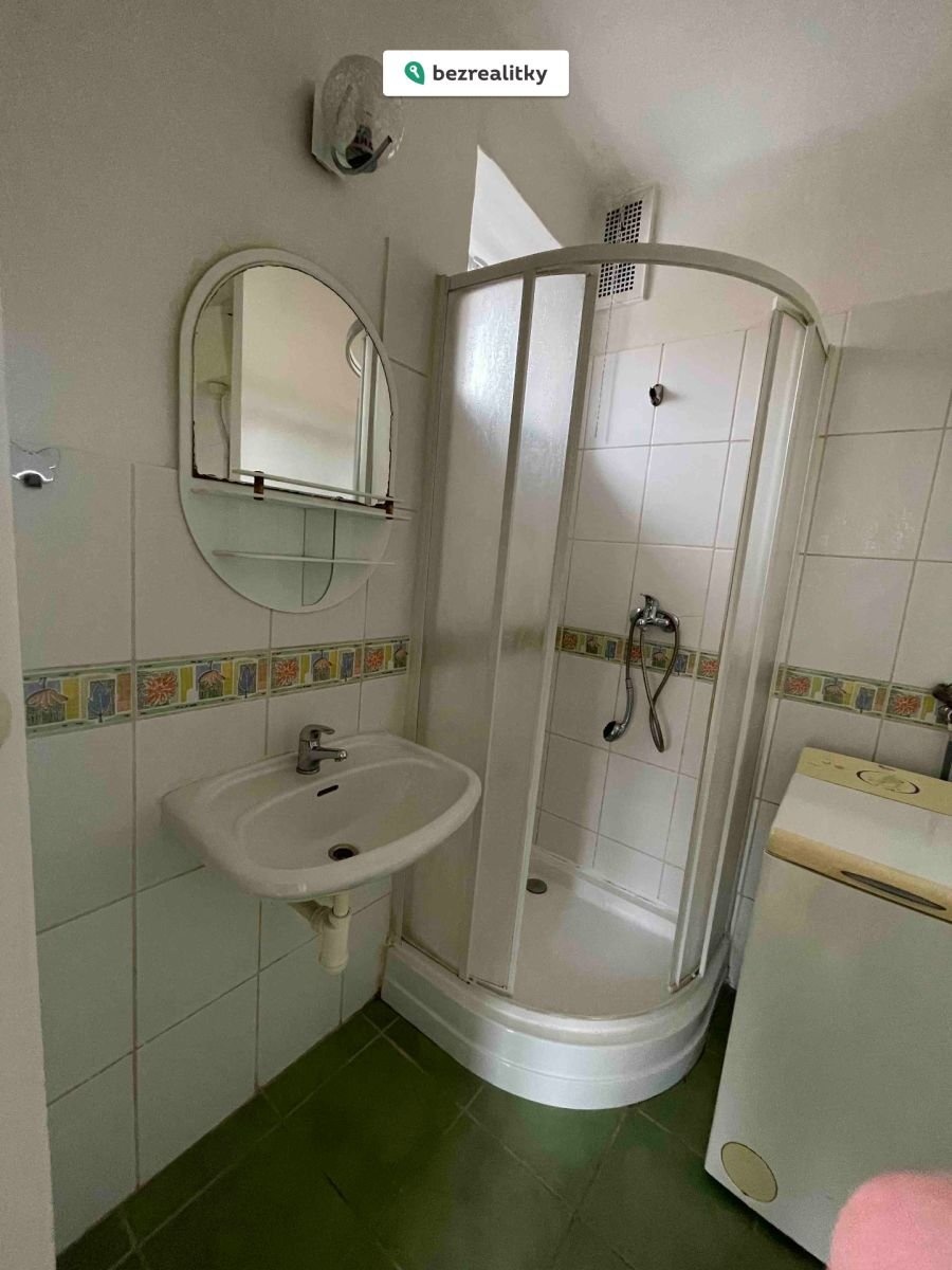 1772118421-zqwrfhuwhg-img-5069