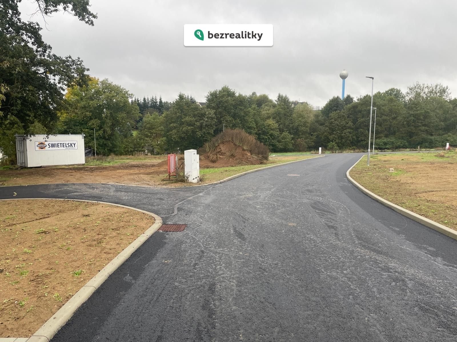 1767433527-ujqgjdjhkd-1000023696