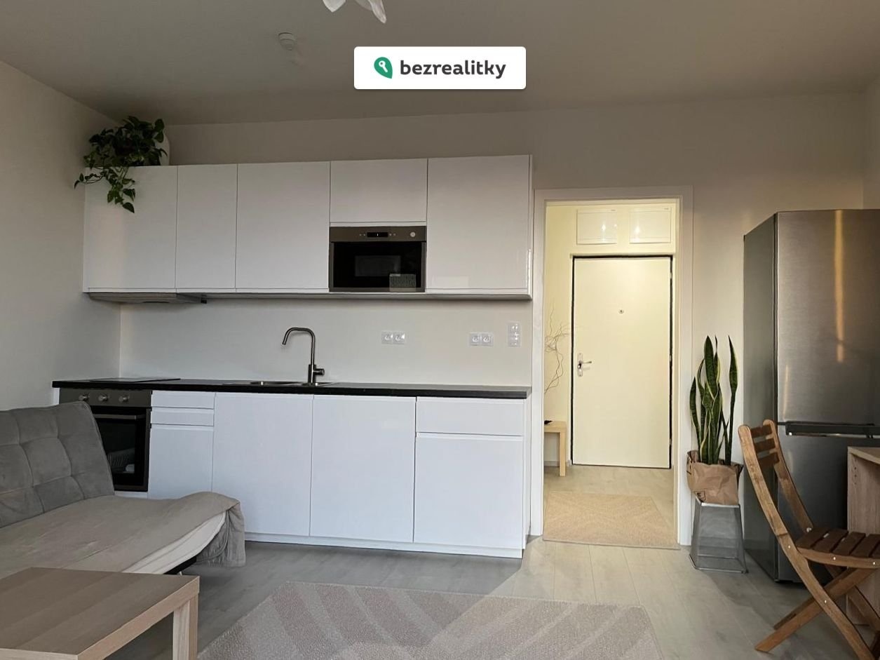 1775742061-tlvrnugmyj-f3