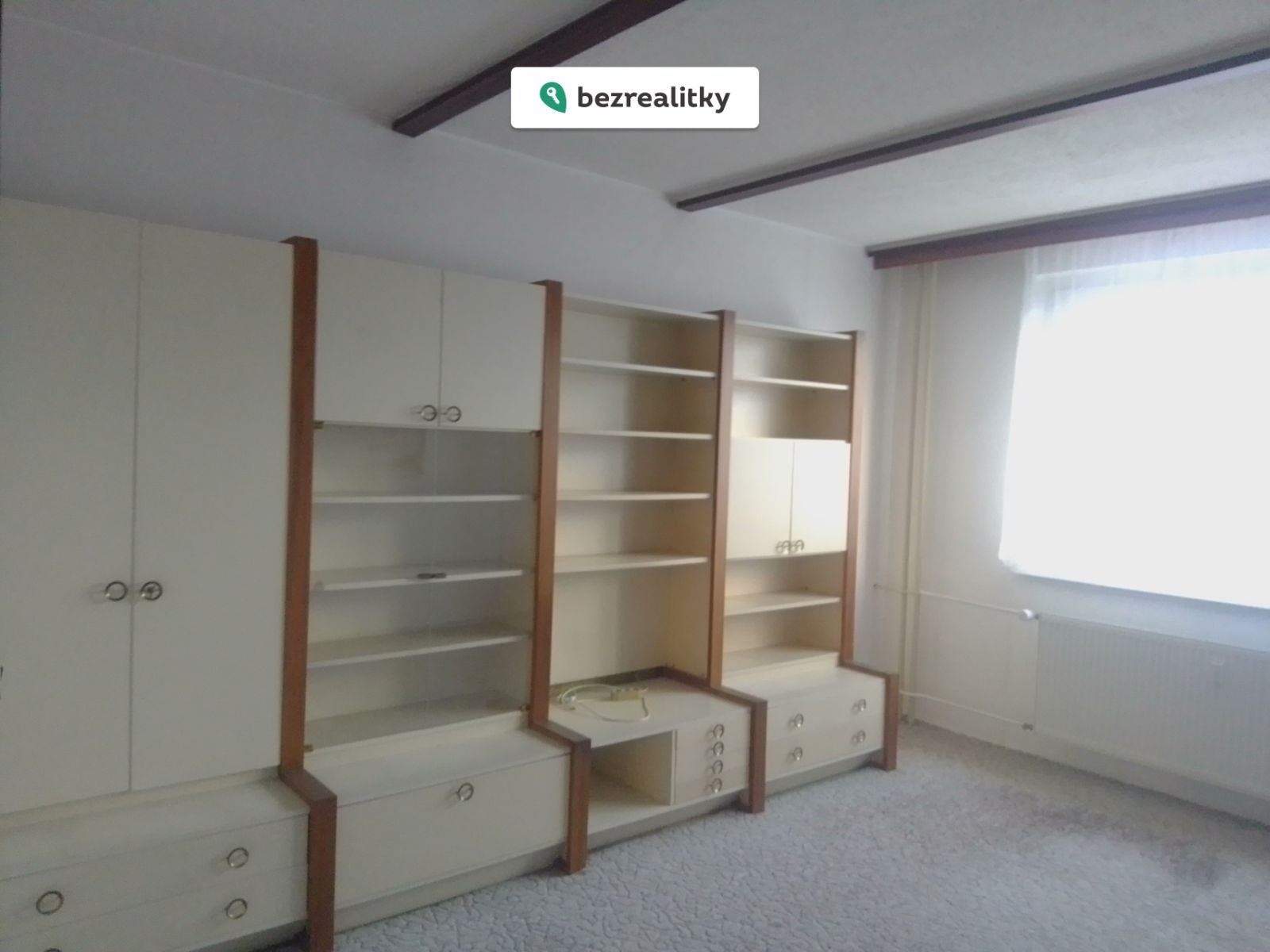 1764761844-kjatqteowe-byt-ob-c3-bdv-c3-a1k-2