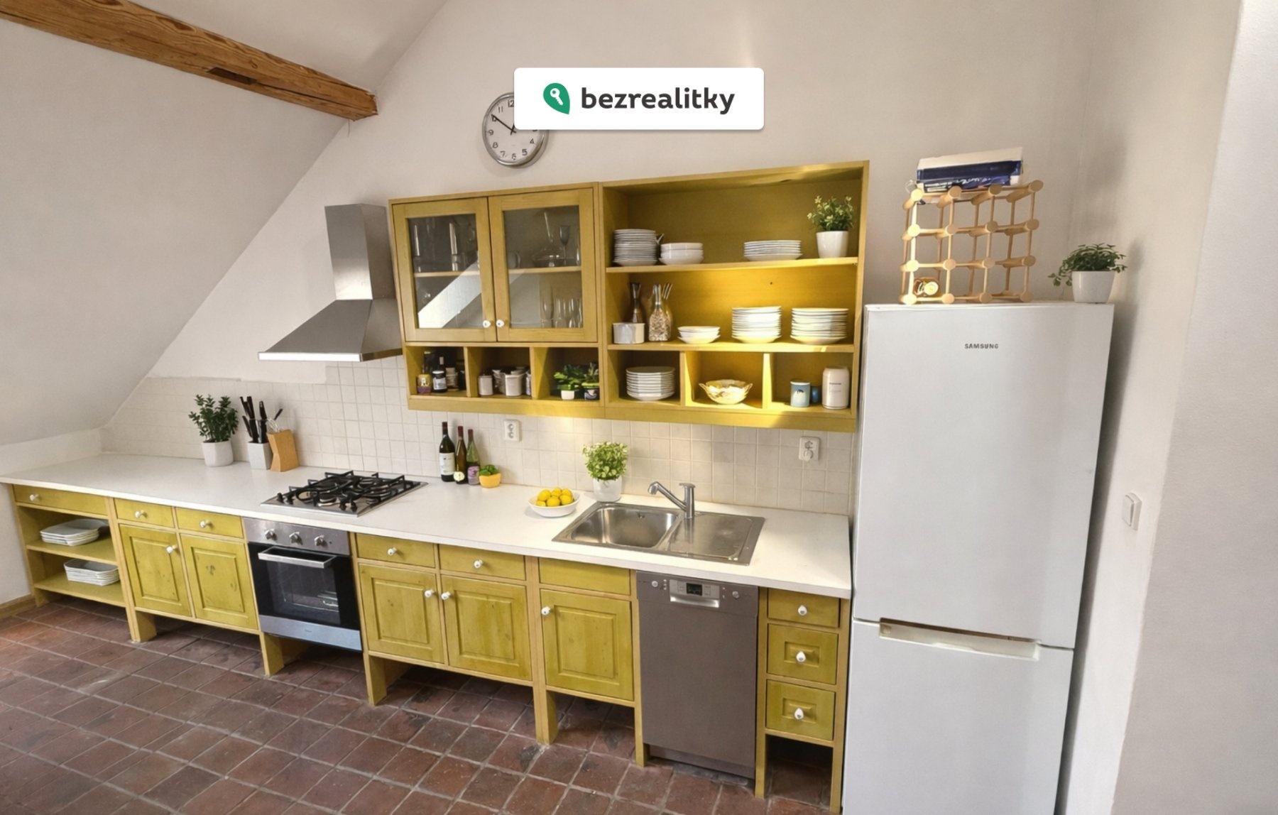 1775484744-bqqbxgknbp-kuchyn2-3-2bkk