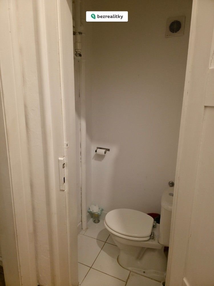 1771413876-oynzmjzmaz-20251216-182117