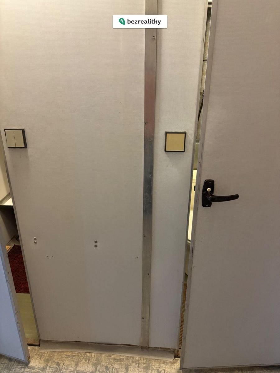 1774260795-rpboldhibj-img-1698