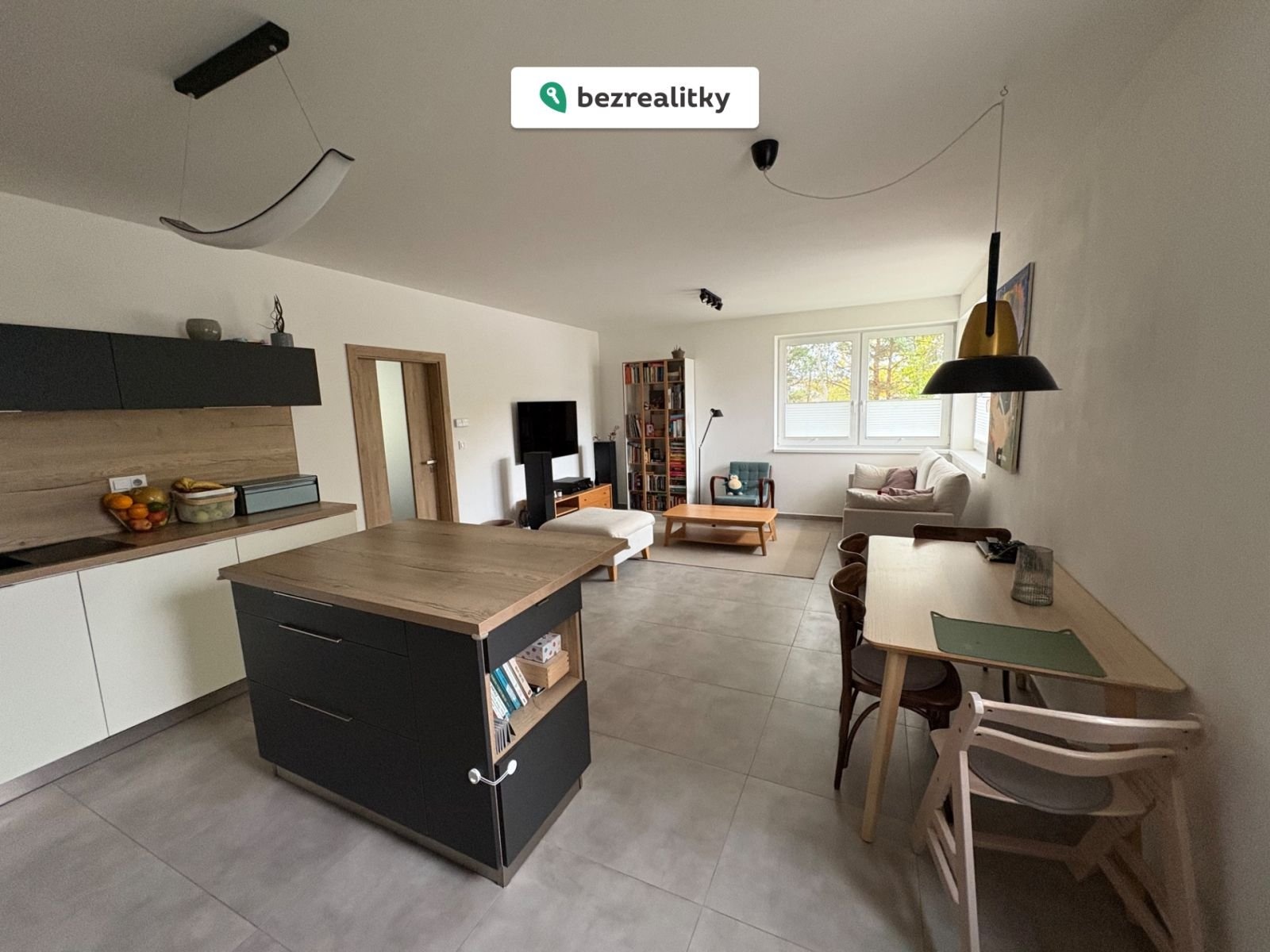 1771403588-lqskfibgtz-img-3422