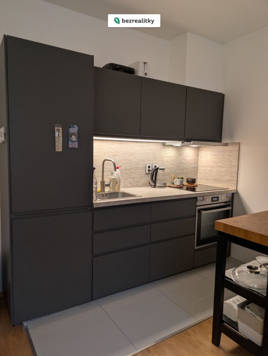 1762989824-wpgntzlkkz-pxl-20251108-141542929