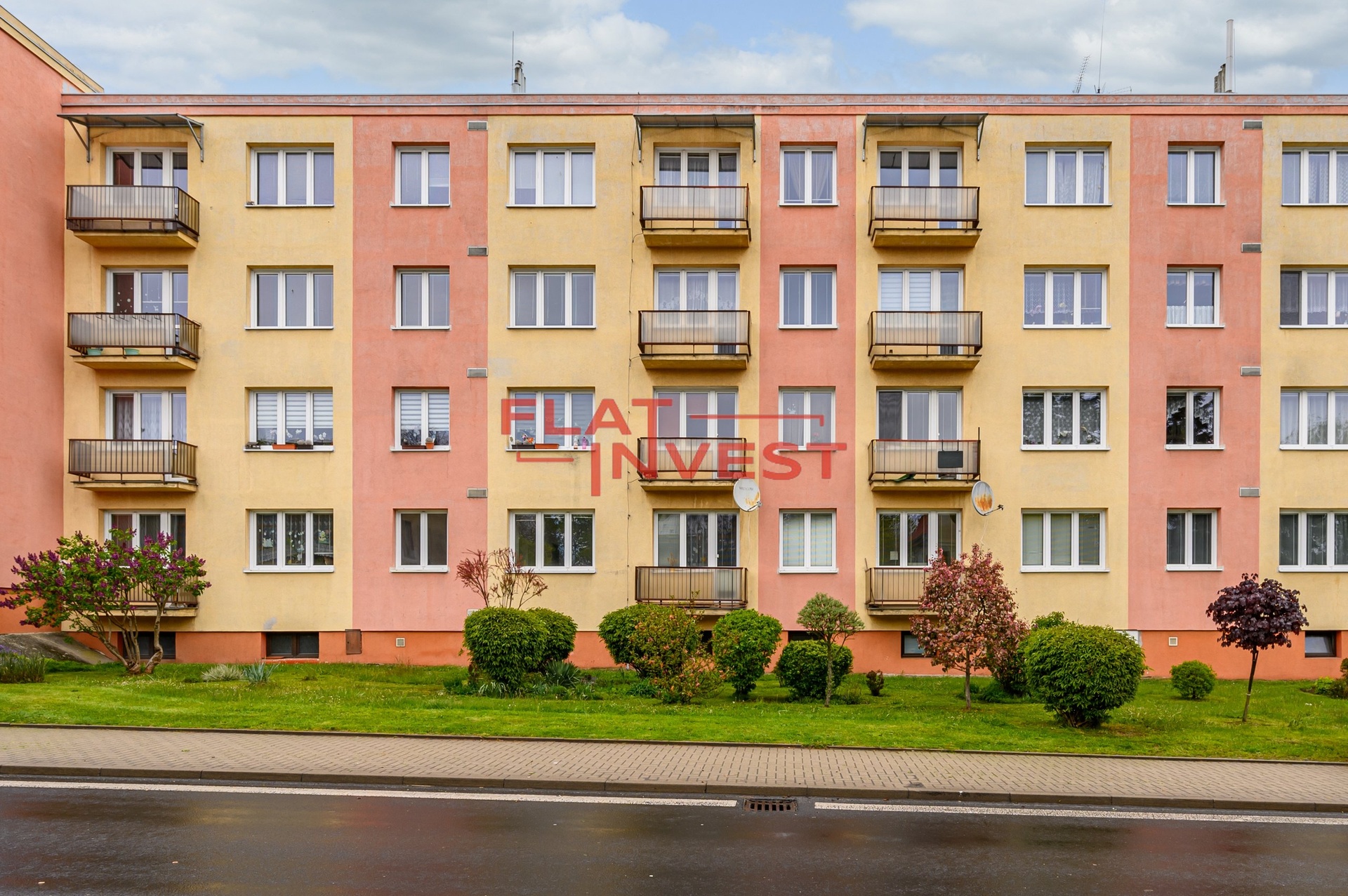 2024-04-25-09-15-25-CZ6_4933