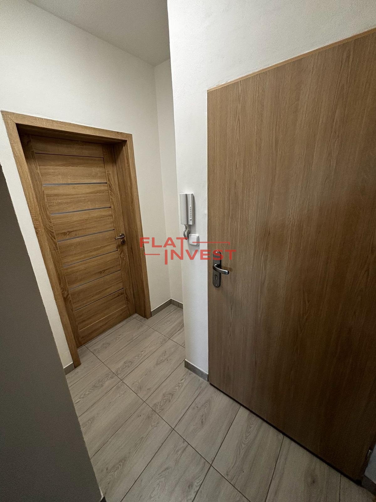 PHOTO-2025-11-27-19-00-05